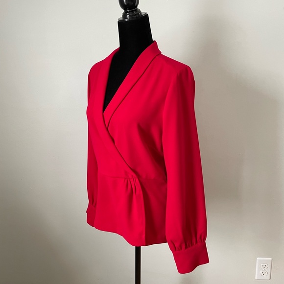 J CREW Drapey Faux-Wrap Top in 365 Crepe 10T - Picture 9 of 11